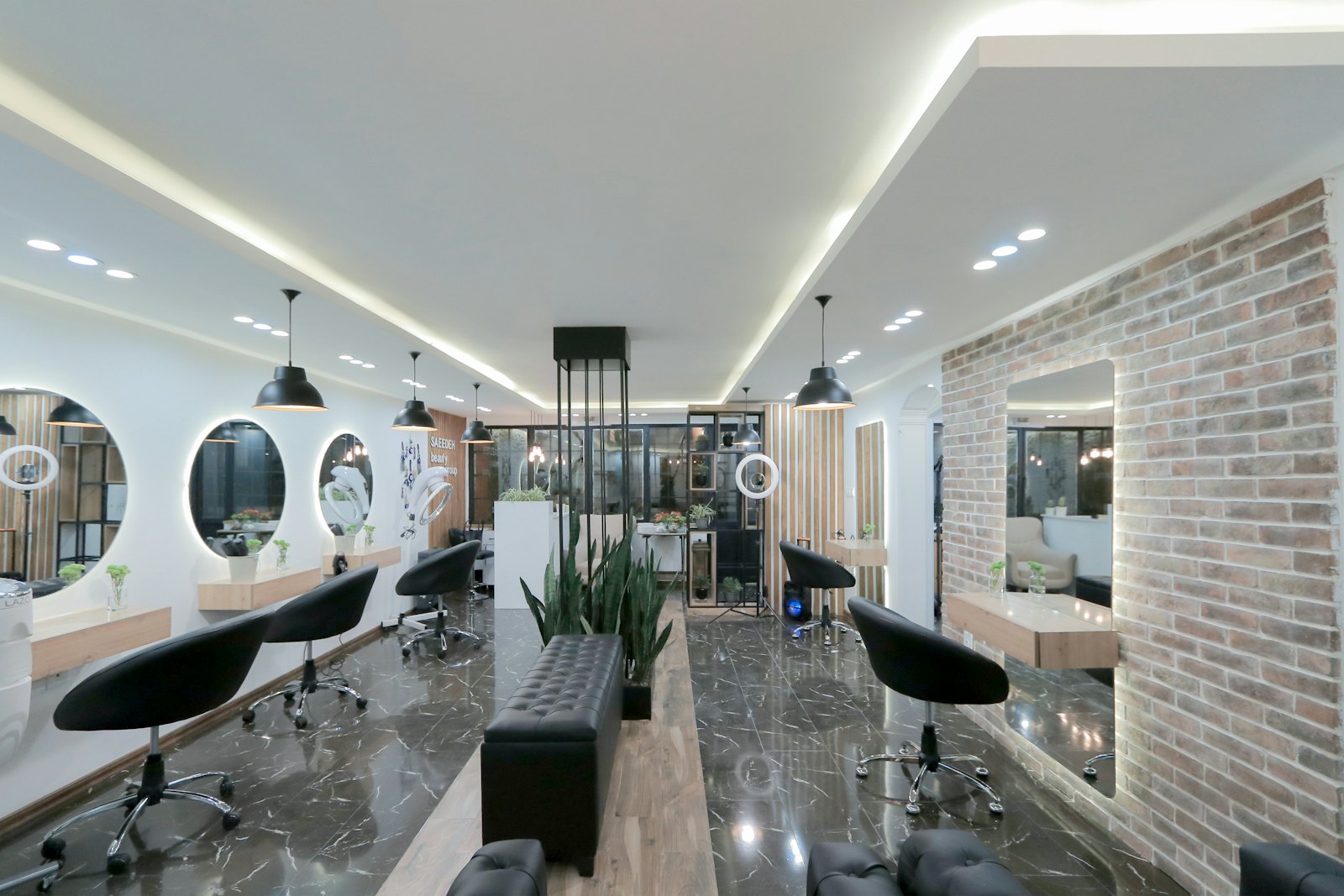 Beauty Salon Appointment Apps: How to Cut No-Shows for Good